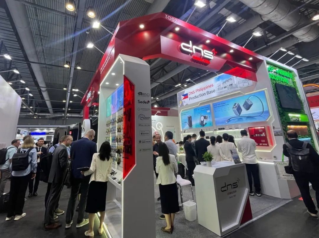DNS Shines at the Hong Kong Electronics Fair – Unlocking More New Products!